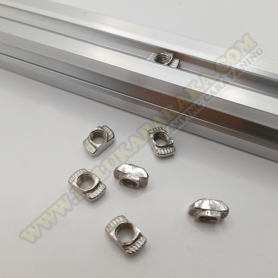 Tuerca en T de inserción para perfil de aluminio